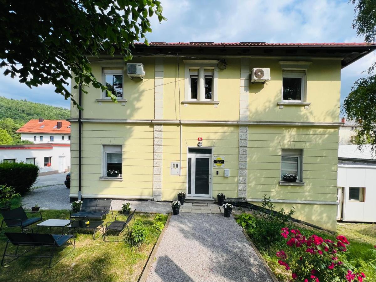 Hotel Lemonwood House Postumia Esterno foto